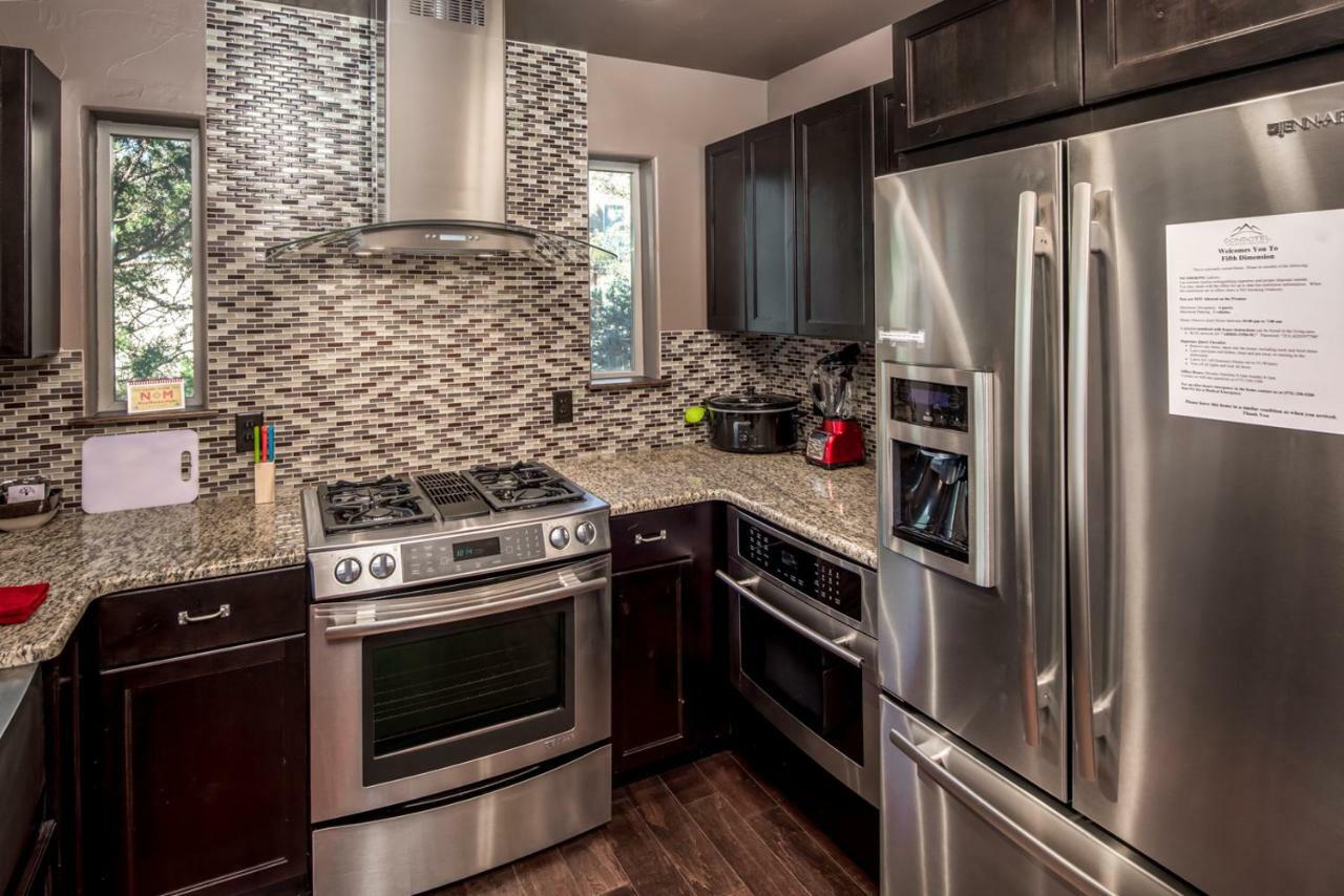 Fifth Dimension, 2 Bedrooms, Wifi, Hot Tub, Game Table, Grill, Sleeps 4 Руидозо Экстерьер фото